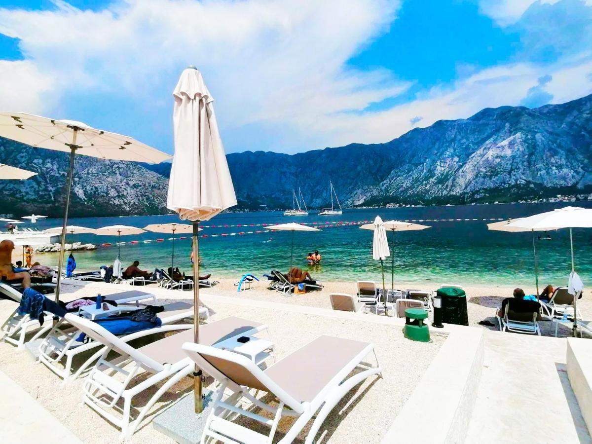 Bay Of Kotor View Apartment With Pool Prčanj Exterior foto